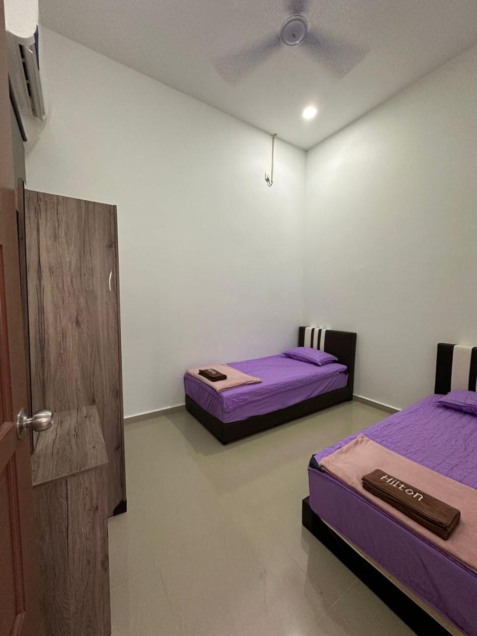 Homestay Kemaman Fyna08 Semi-D, 4 Bedrooms Dekat Pantai Kijal Eksteriør bilde